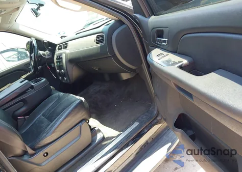 2008 Chevrolet Tahoe Ls from USA, damaged, VIN 1GNFC13C88R117529